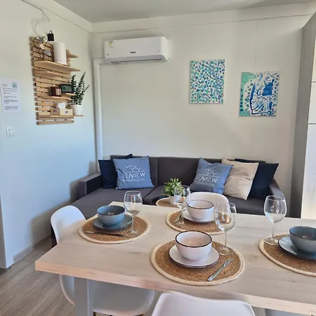 Sea View Holidays - Mobilehome Pakostane